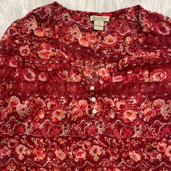 Lucky Brand Flowered, bottom tie shirt, Size Small - Picture 4 of 9